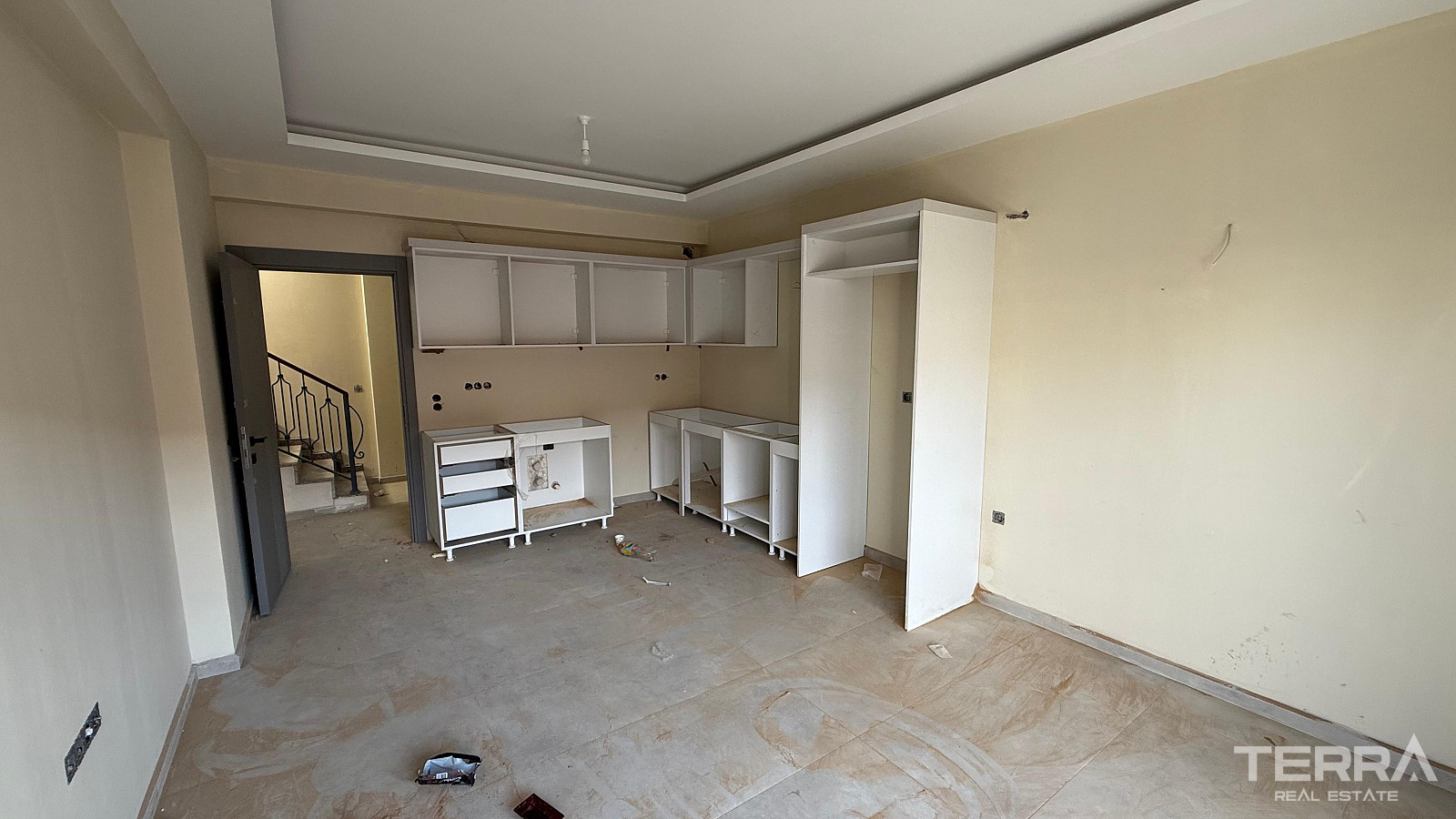 Central Apartments for Sale in Kuşadası, Aydın, Turkey - 115442
