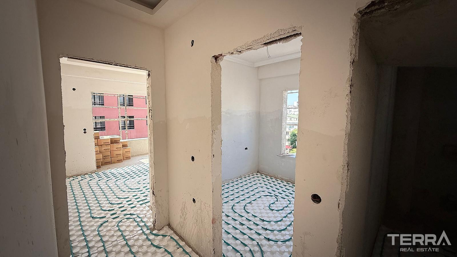 Central Apartments for Sale in Kuşadası, Aydın, Turkey - 115452