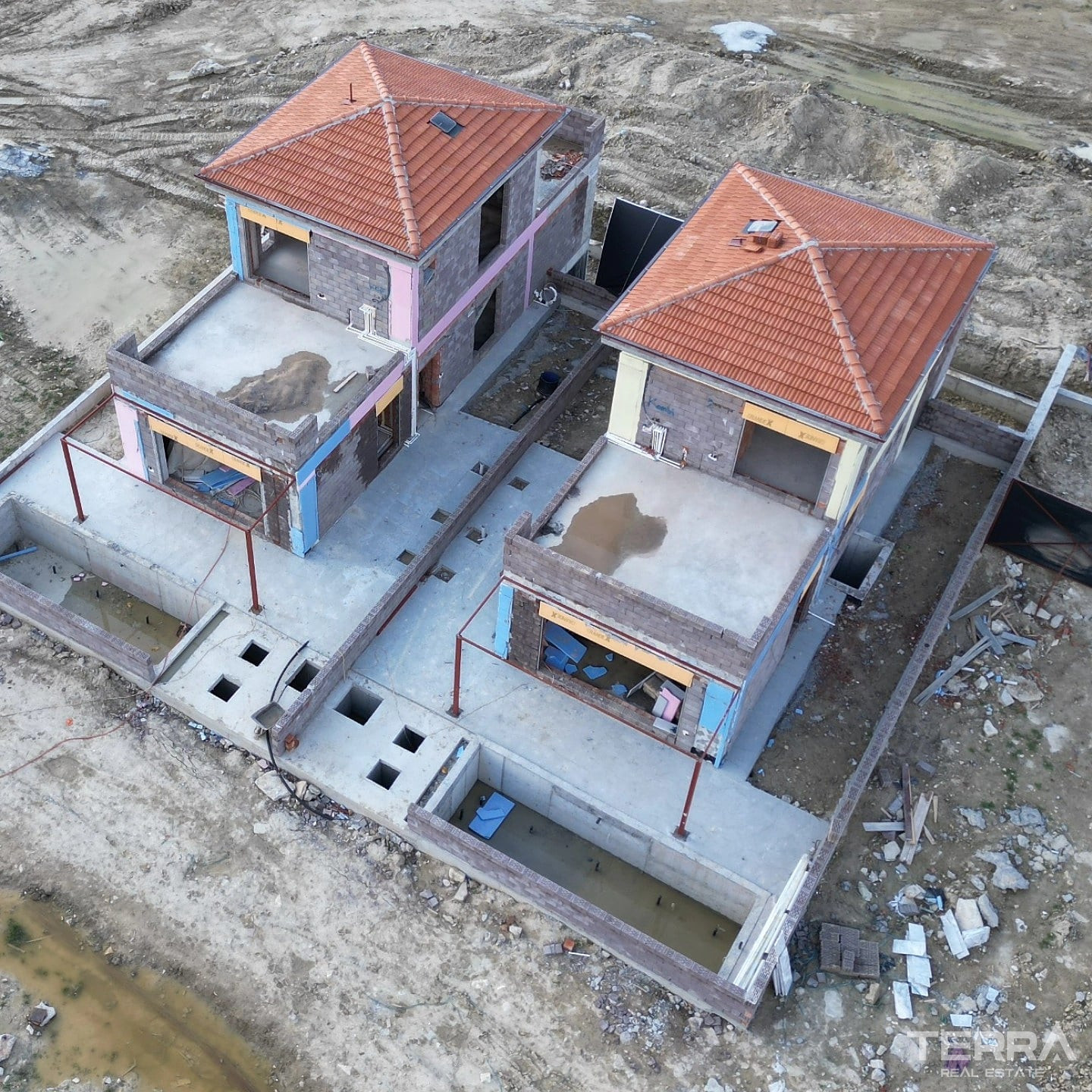 Villas with Private Pools for Sale in Kuşadası, Aydın, Turkey - 115475