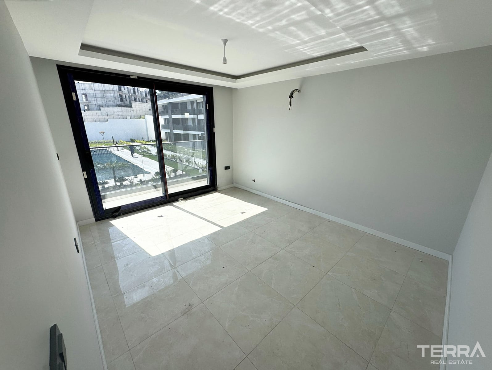Apartments for Sale in Kuşadası, Aydın, Turkey - 115487