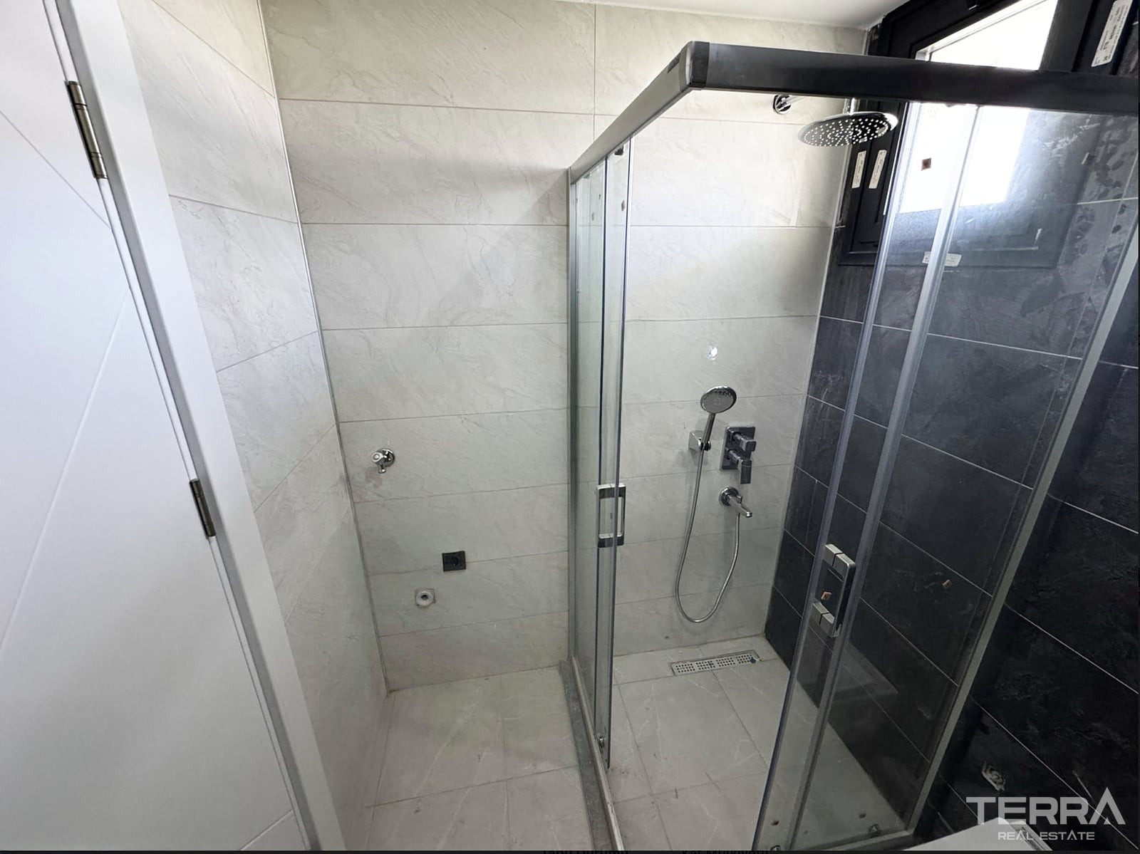 Apartments for Sale in Kuşadası, Aydın, Turkey - 115492