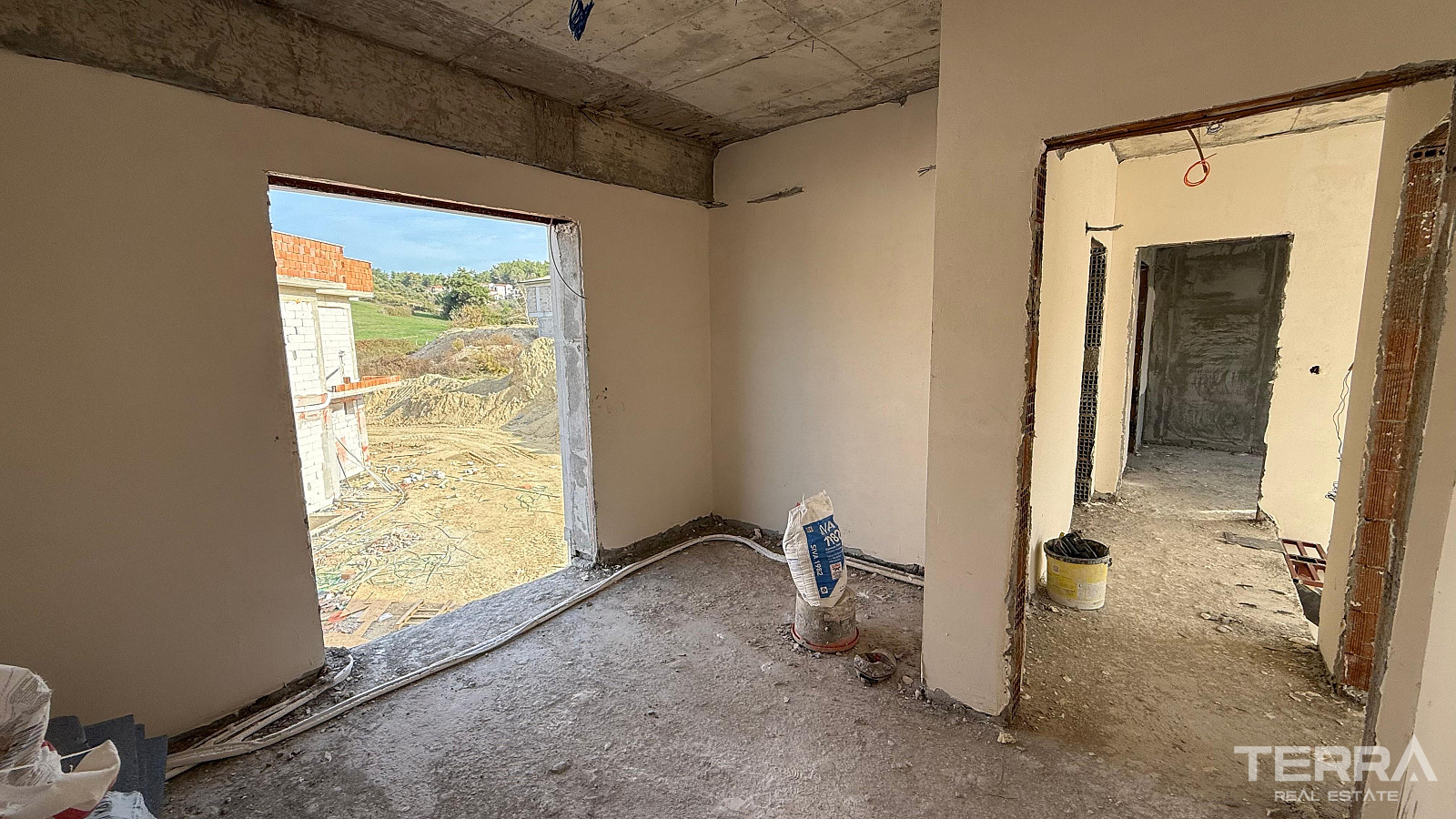 Aydın, Kuşadası'nda Özel Havuzlu Plaja Yakın Müstakil Villalar - 115575