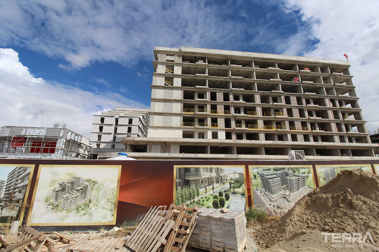 Ankara, Sincan'da, Kapalı Havuzlu Lüks Sitede Satılık Sıfır Daireler - 116070