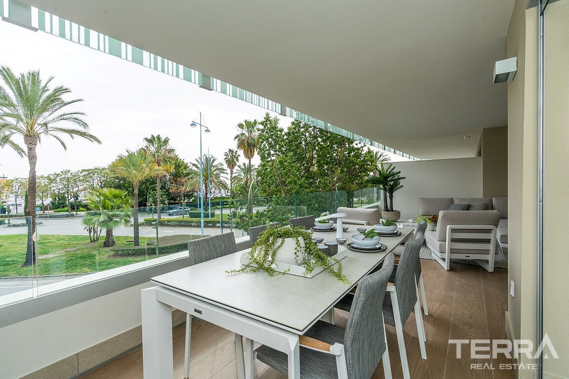 Apartments Near The Beach for Sale in Marbella, Costa del Sol - 116902