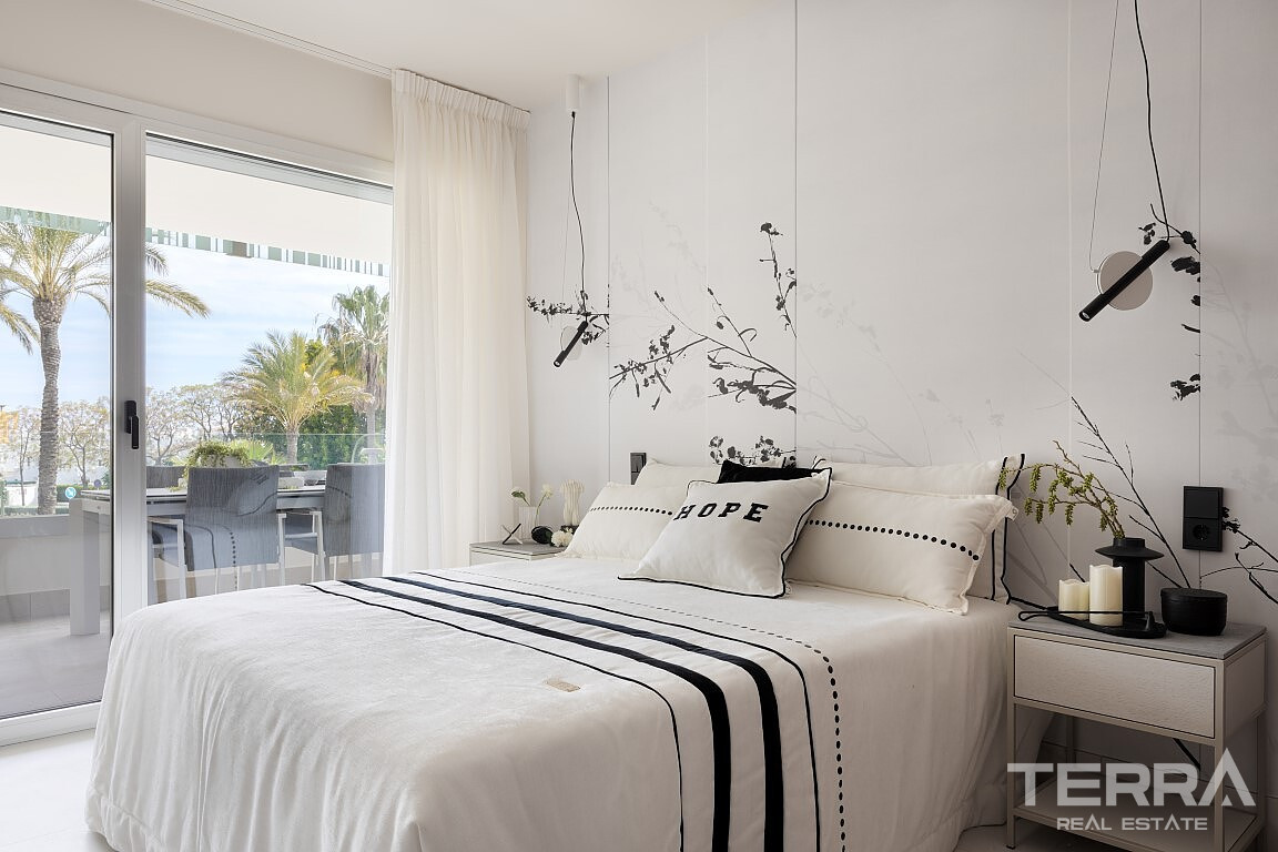 Apartments Near The Beach for Sale in Marbella, Costa del Sol - 116921