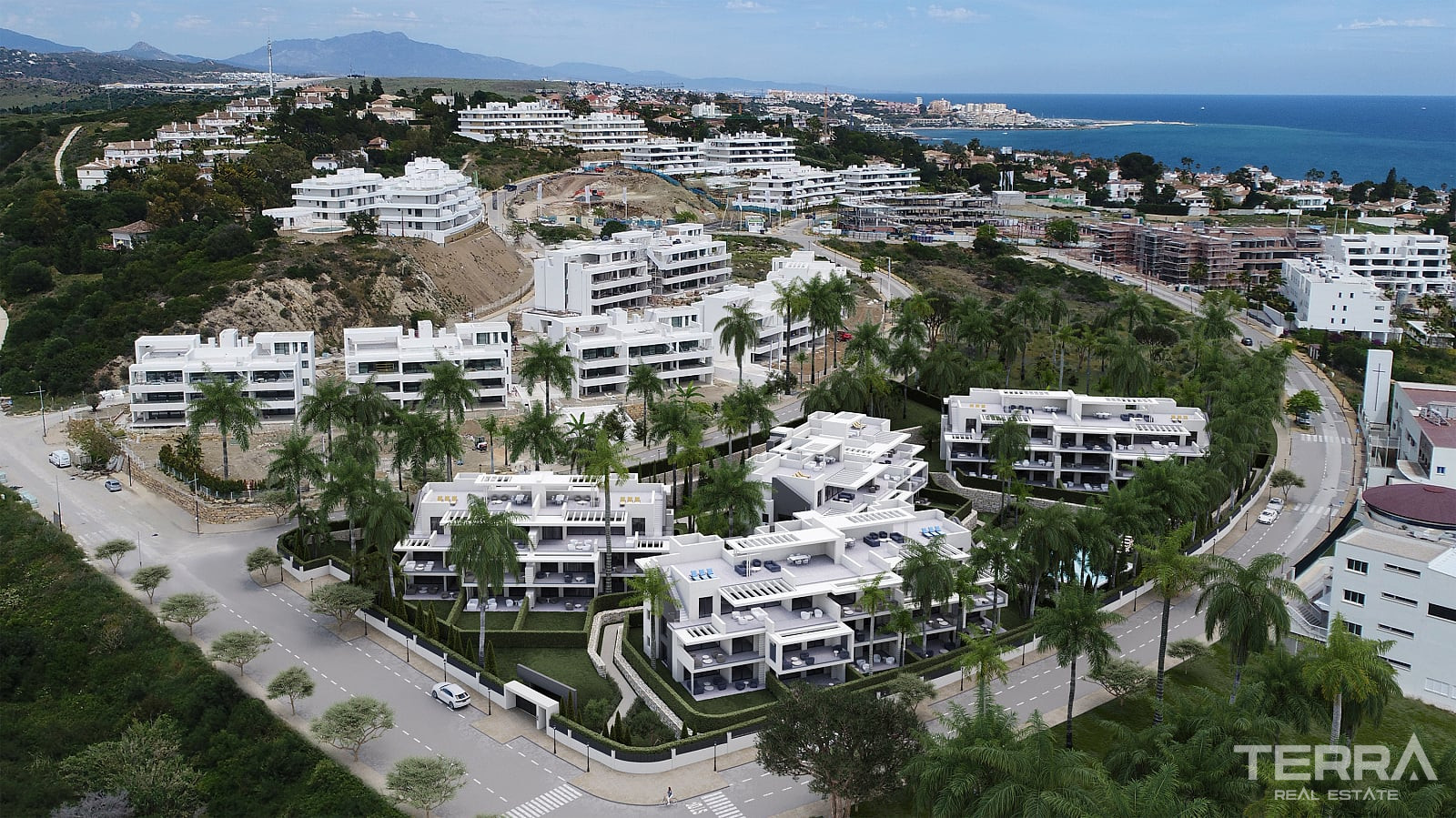 Sea View Apartments for Sale in Estepona, Costa del Sol - 117411