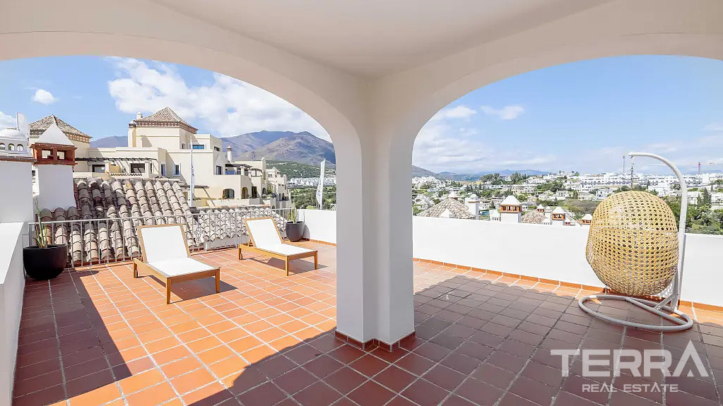 Golf Townhouses for Sale in Estepona, Costa del Sol - 118187