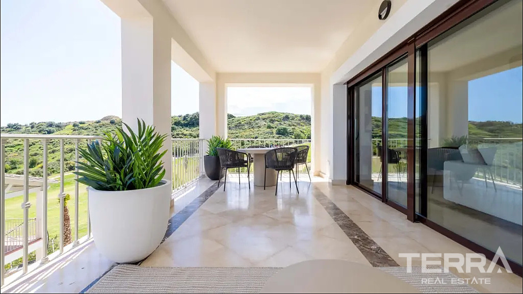 Golf Townhouses for Sale in Estepona, Costa del Sol - 118188