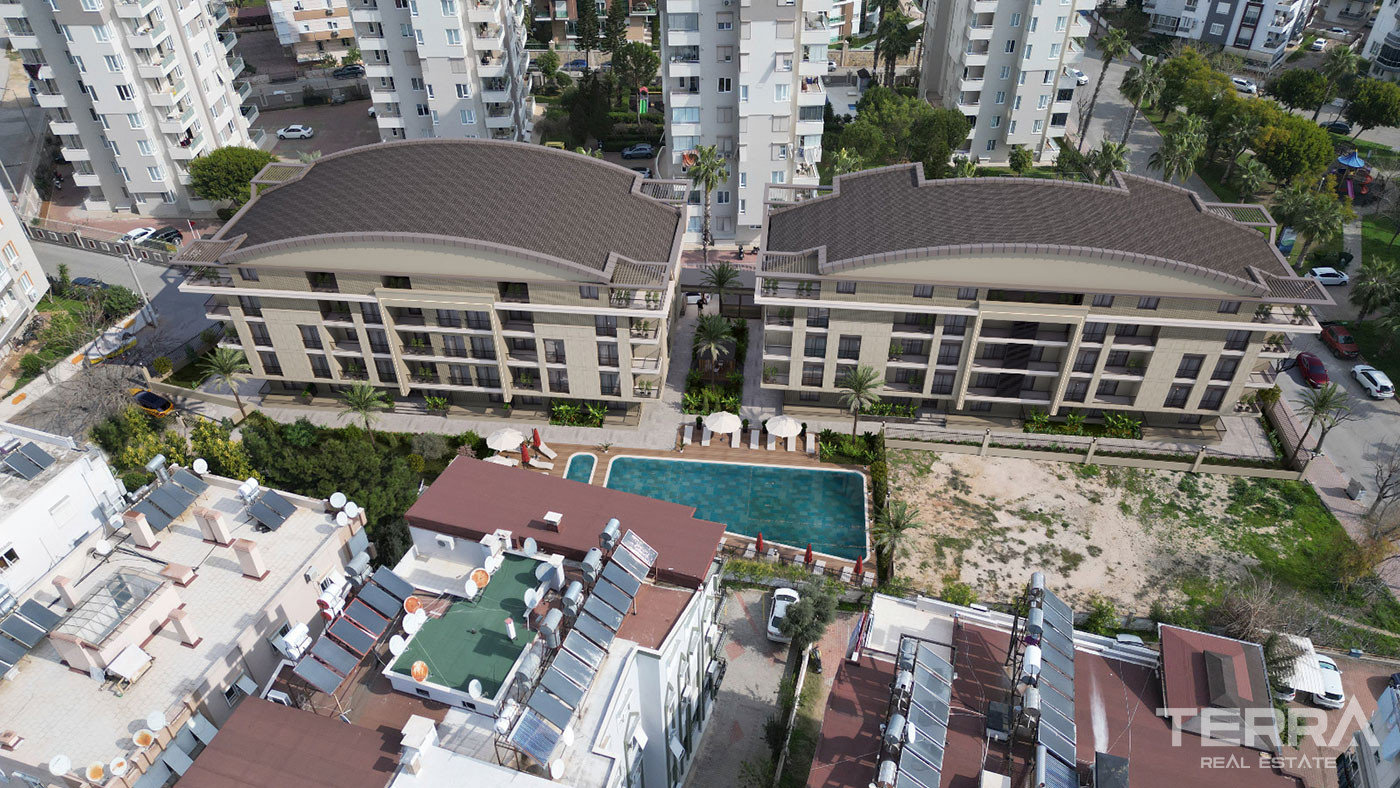 Antalya, Konyaaltı'nda Havuzlu Sitede Satılık Daireler - 118641