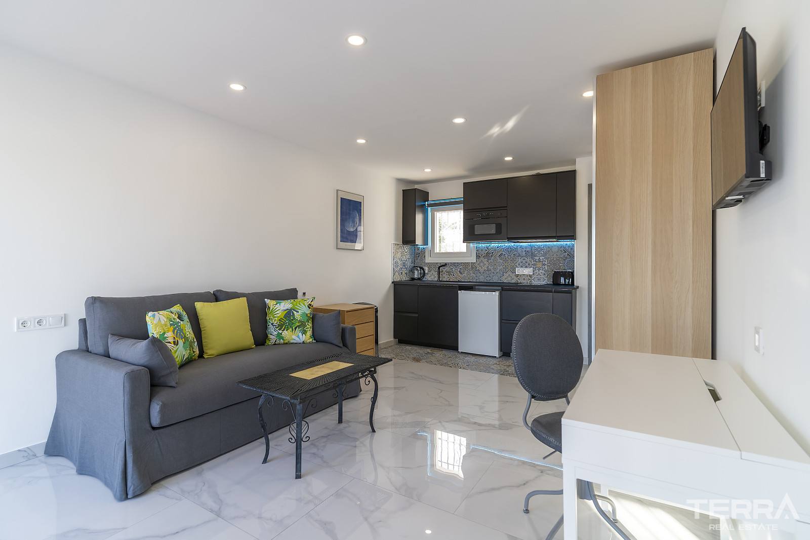 Sea View Villa for Sale in Benalmádena, Costa del Sol - 119255