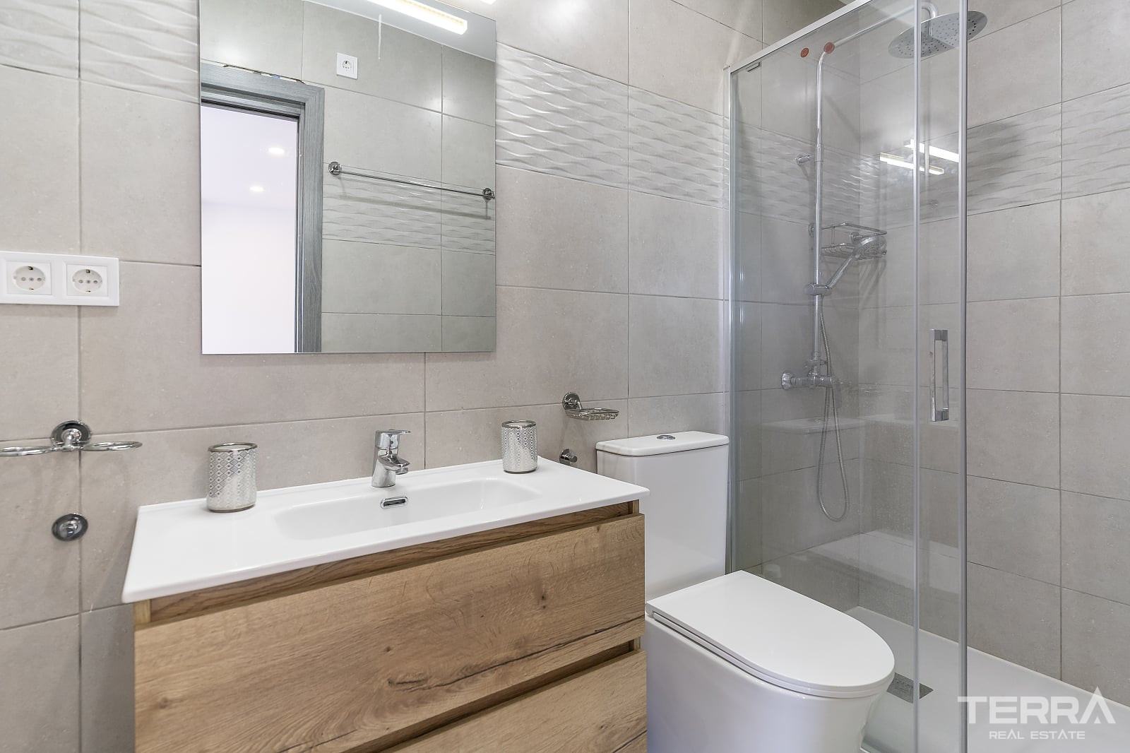 Sea View Villa for Sale in Benalmádena, Costa del Sol - 119269