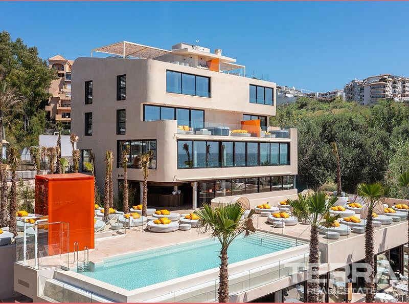 2-Bedroom Apartment for Sale in Fuengirola, Costa del Sol, Spain - 119637