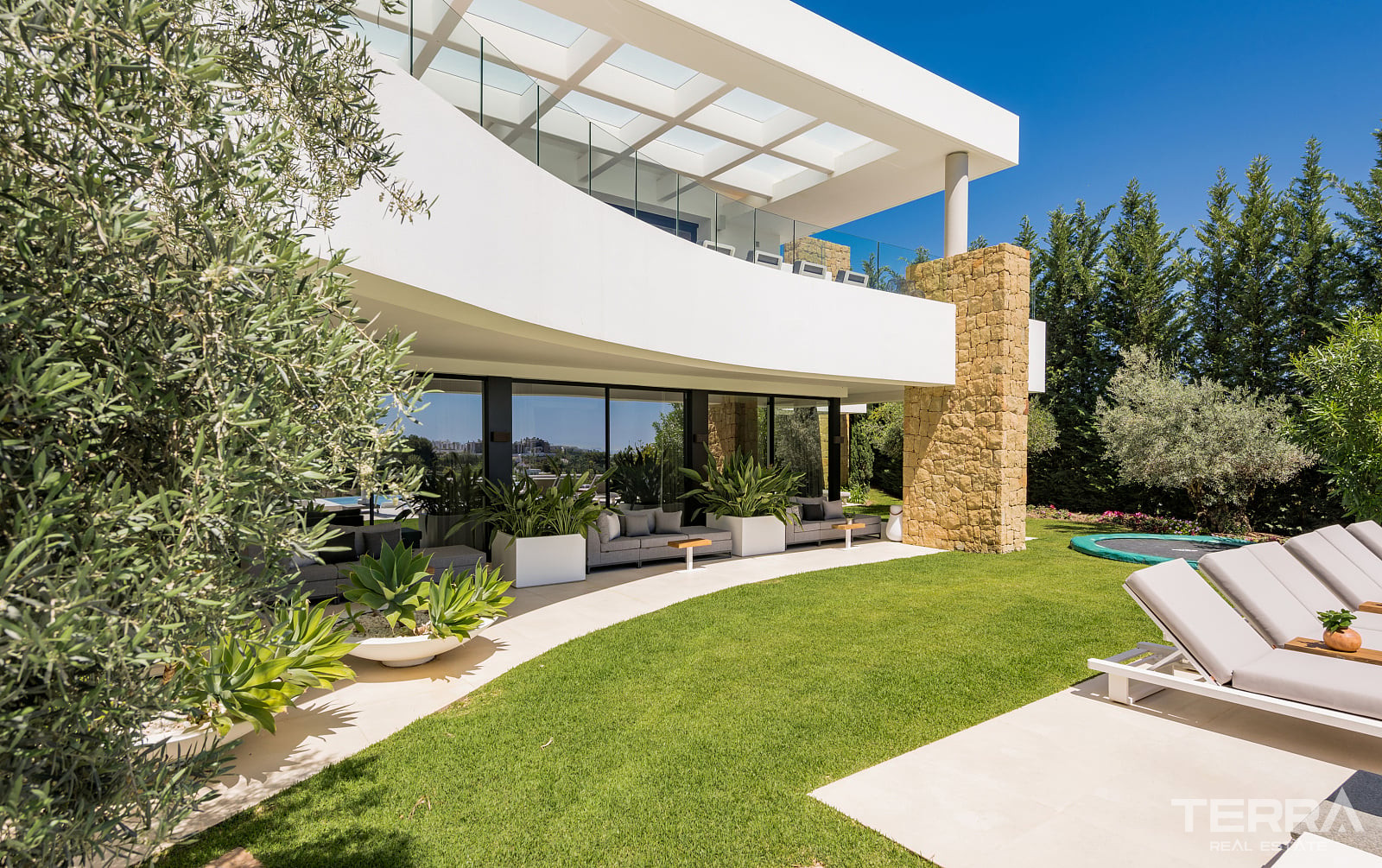 İspanya, Benahavis’te Plaja Yakın Satılık Golf Villası - 120152
