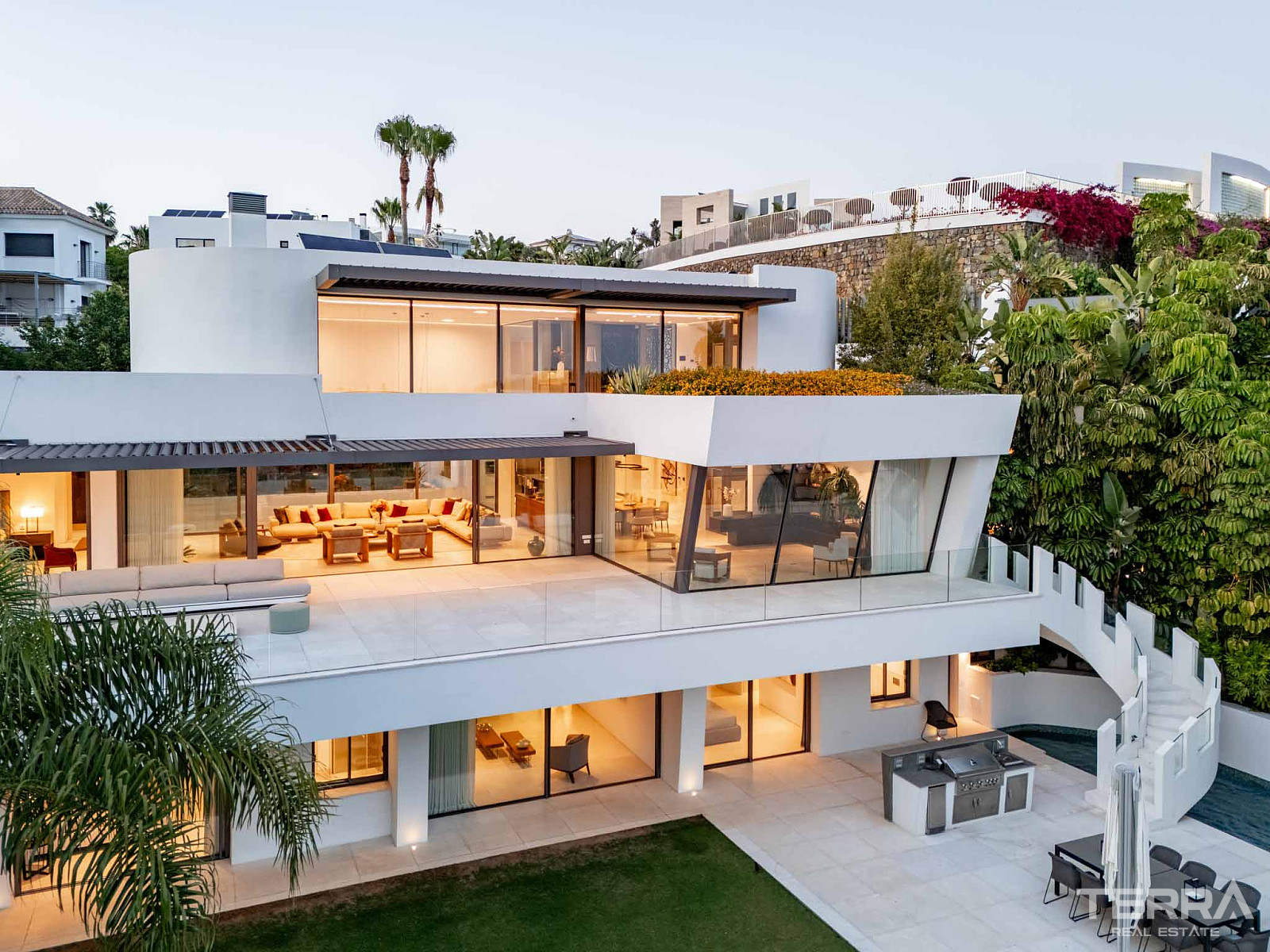 İspanya, Benahavis'te Satılık Müstakil Villa - 120278