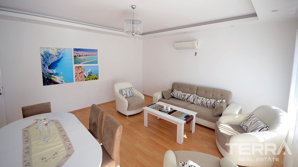Wohnung zu verkaufen mit separater Küche im Stadt Zentrum von Alanya. - 7008