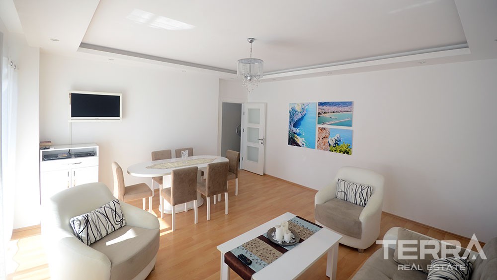 Wohnung zu verkaufen mit separater Küche im Stadt Zentrum von Alanya. - 7009