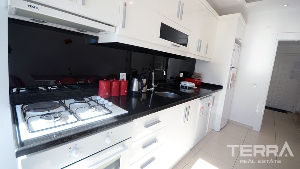 Wohnung zu verkaufen mit separater Küche im Stadt Zentrum von Alanya. - 7010
