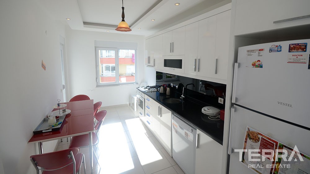 Wohnung zu verkaufen mit separater Küche im Stadt Zentrum von Alanya. - 7014