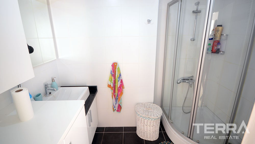 Wohnung zu verkaufen mit separater Küche im Stadt Zentrum von Alanya. - 7021