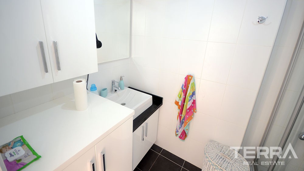 Wohnung zu verkaufen mit separater Küche im Stadt Zentrum von Alanya. - 7022
