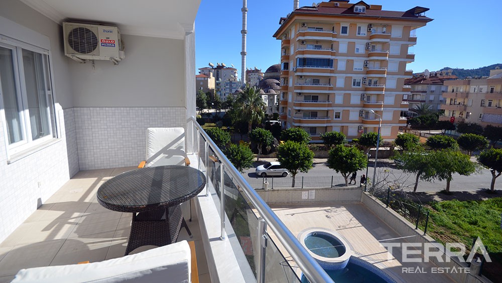 Wohnung zu verkaufen mit separater Küche im Stadt Zentrum von Alanya. - 7029