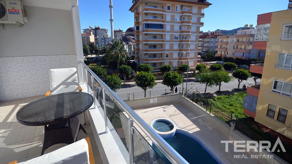 Wohnung zu verkaufen mit separater Küche im Stadt Zentrum von Alanya. - 7030
