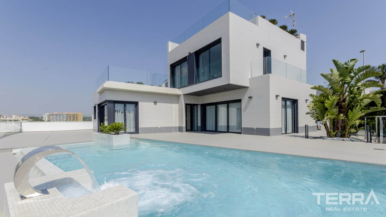 Detached Villas for Sale in Orihuela, Alicante, Spain - 120544