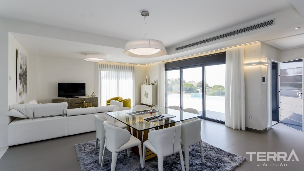 Detached Villas for Sale in Orihuela, Alicante, Spain - 120550