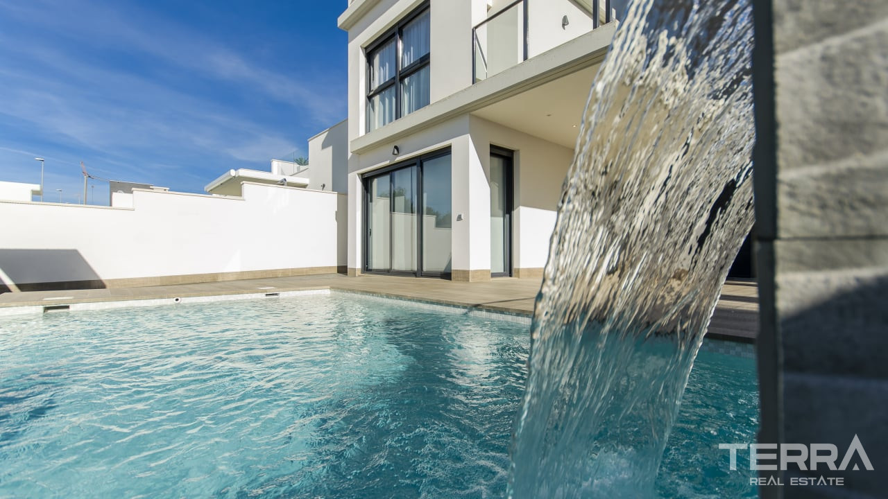 Sea View Villas for Sale in San Miguel de Salinas, Costa Blanca, Spain - 120731