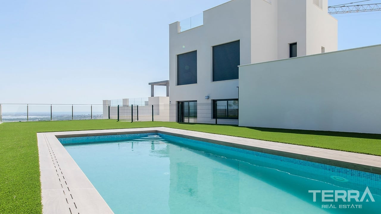 Sea View Villas for Sale in San Miguel de Salinas, Costa Blanca, Spain - 120734