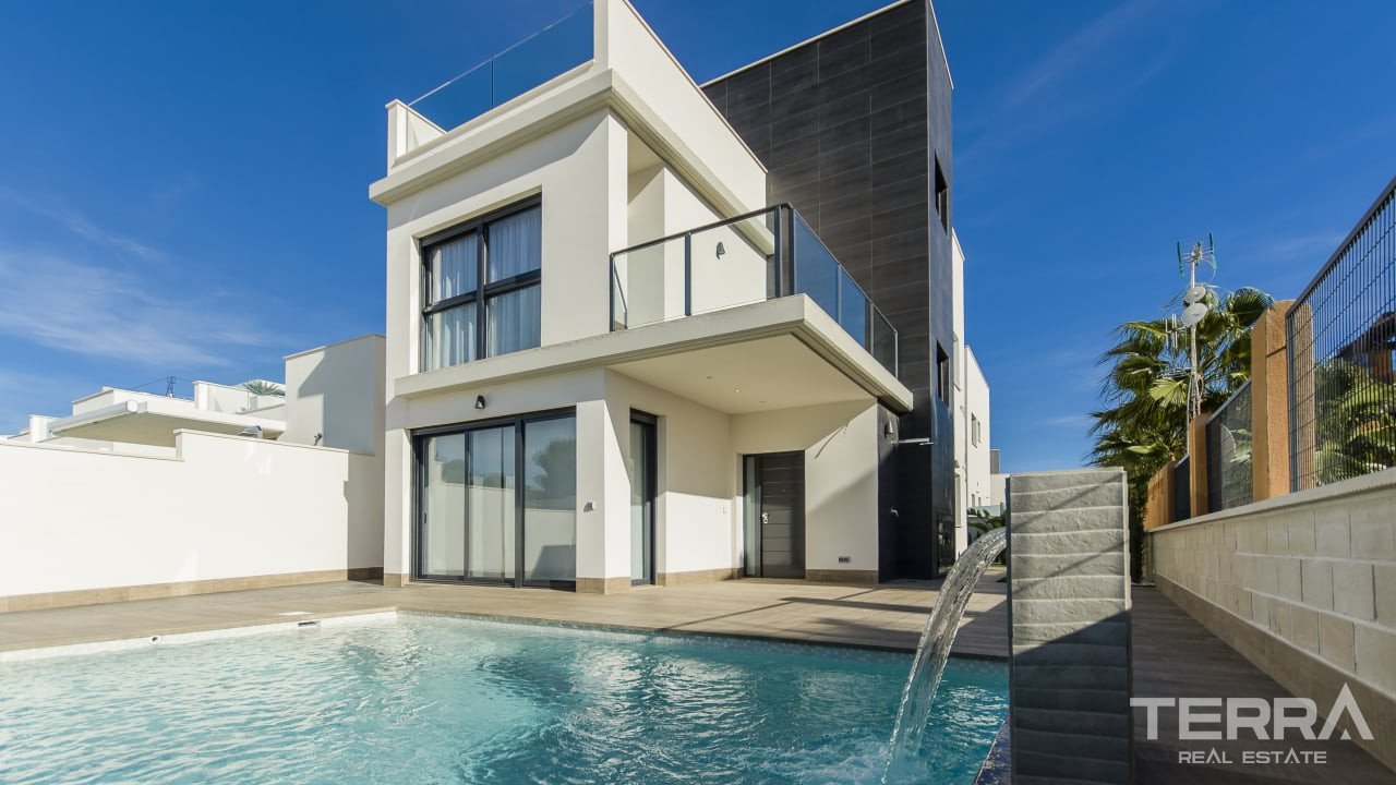 Sea View Villas for Sale in San Miguel de Salinas, Costa Blanca, Spain - 120735