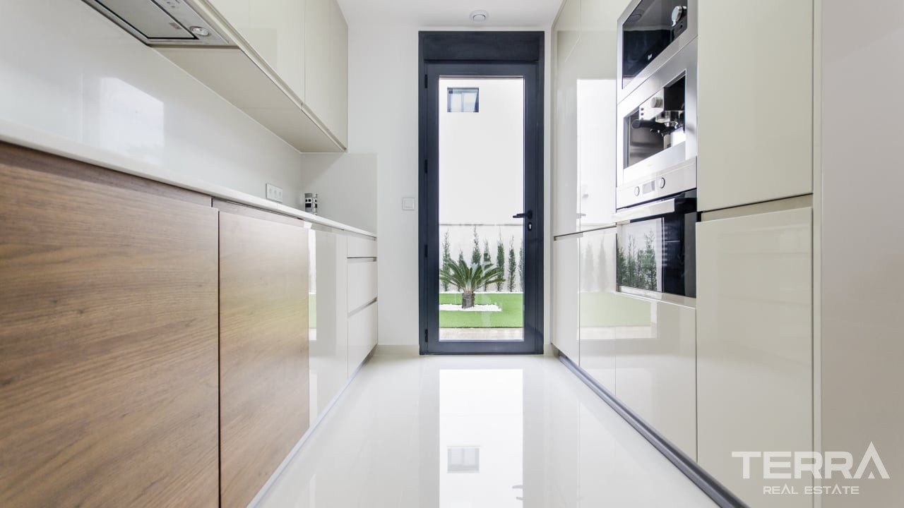 Sea View Villas for Sale in San Miguel de Salinas, Costa Blanca, Spain - 120743