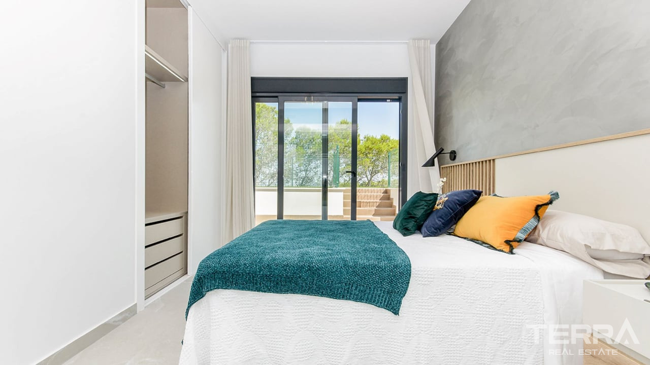 Sea View Villas for Sale in San Miguel de Salinas, Costa Blanca, Spain - 120750