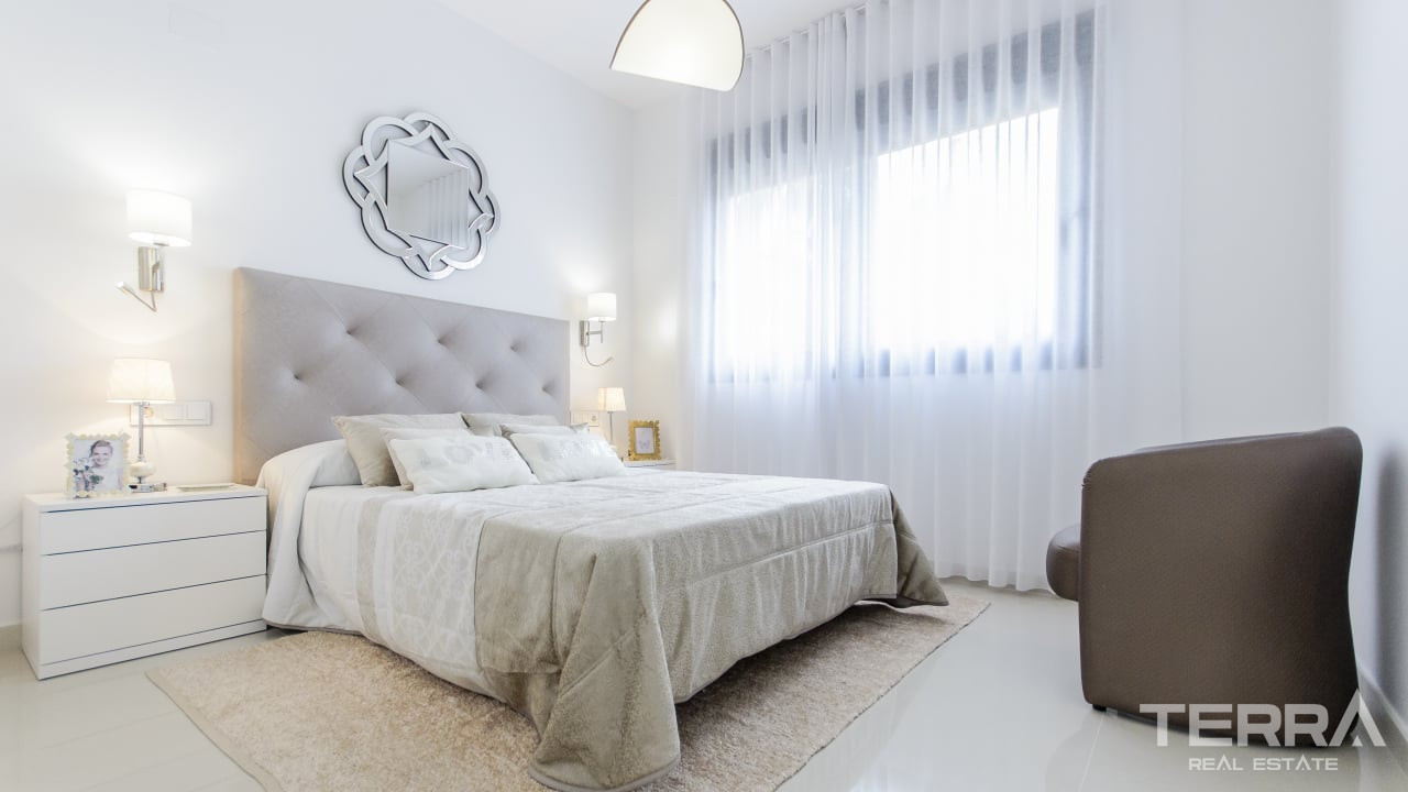 Sea View Villas for Sale in San Miguel de Salinas, Costa Blanca, Spain - 120759