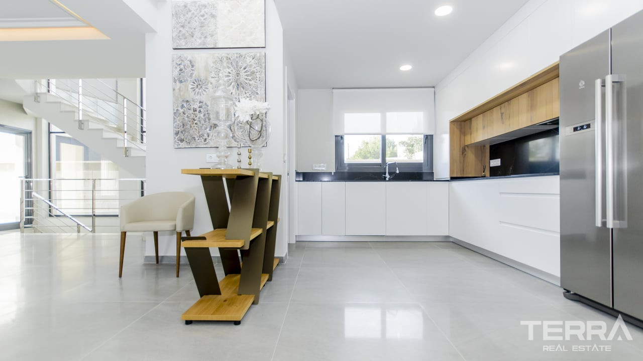 Sea View Villas for Sale in San Miguel de Salinas, Costa Blanca, Spain - 120767