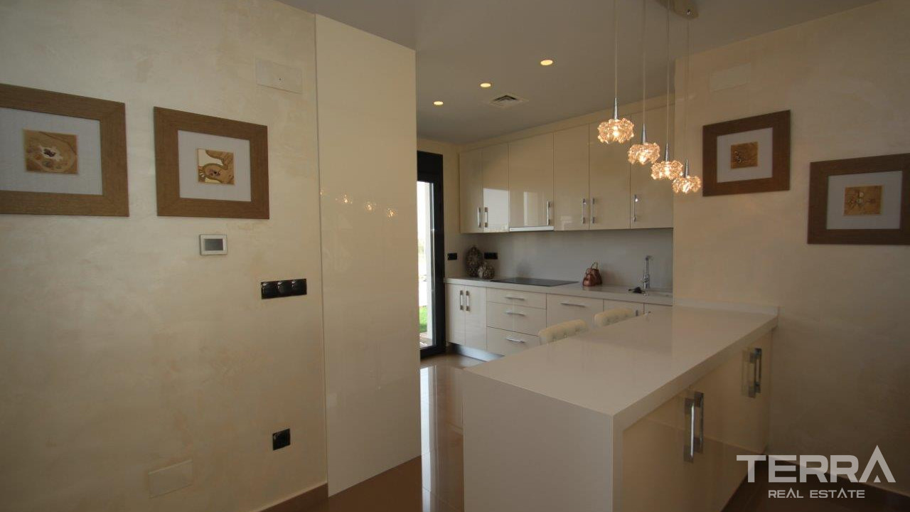 Sea View Villas for Sale in San Miguel de Salinas, Costa Blanca, Spain - 120773