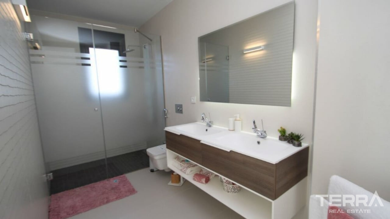 Sea View Villas for Sale in San Miguel de Salinas, Costa Blanca, Spain - 120782