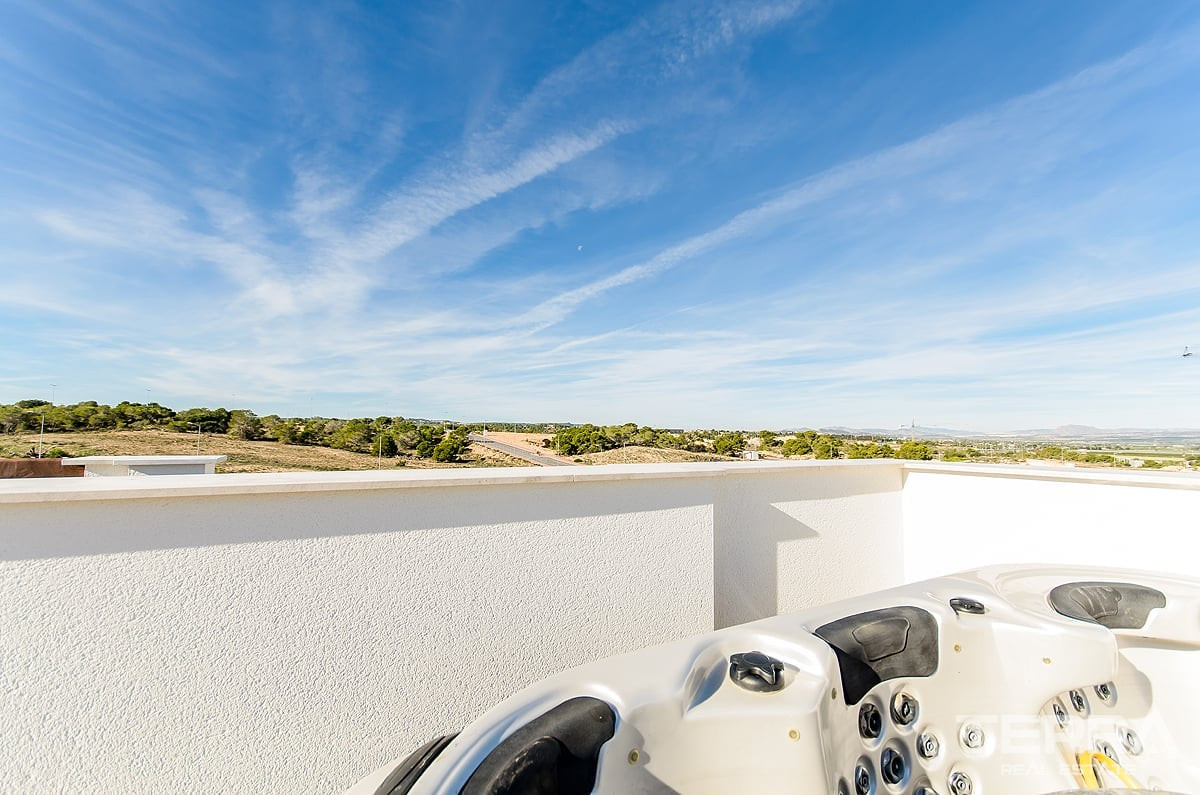 Apartments for Sale in Torrevieja, Costa Blanca, Spain - 120802