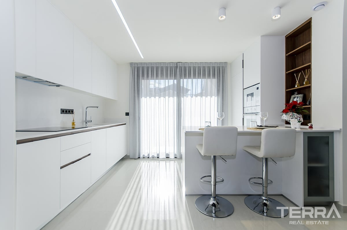 Apartments for Sale in Torrevieja, Costa Blanca, Spain - 120805