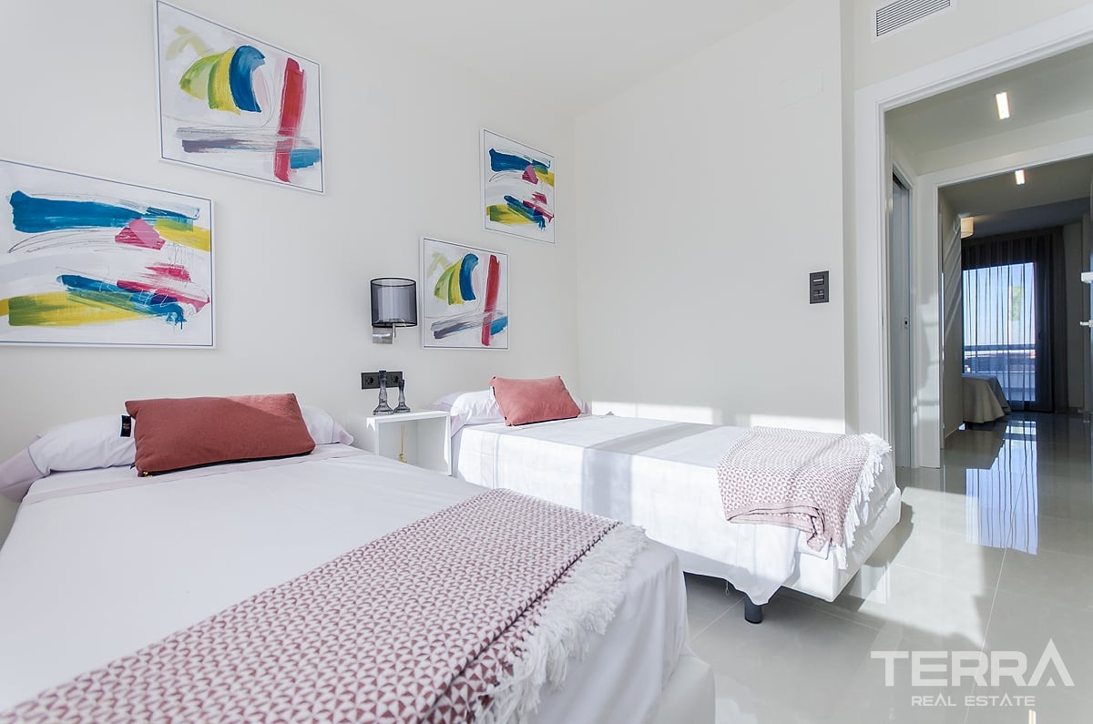 Apartments for Sale in Torrevieja, Costa Blanca, Spain - 120833