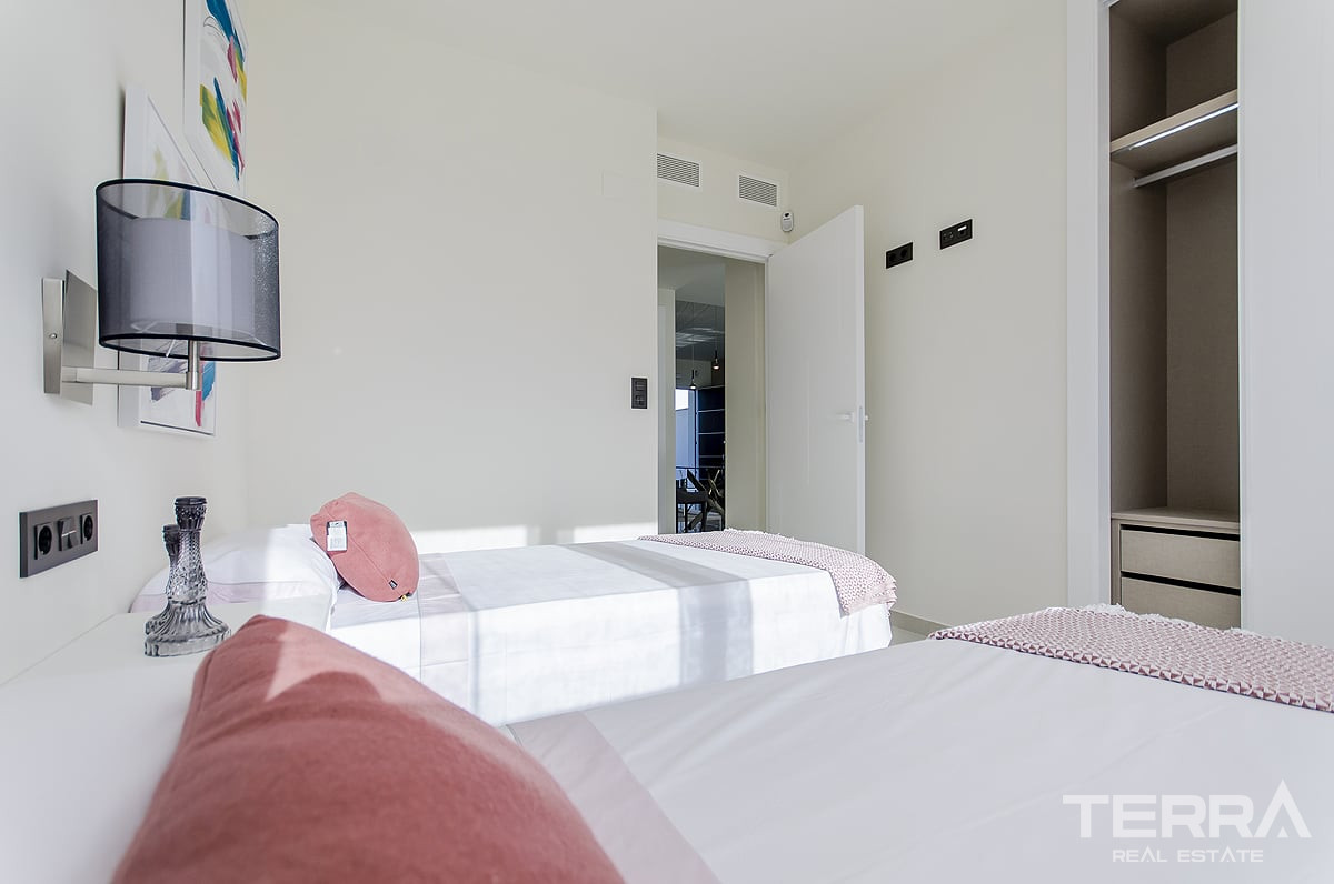 Apartments for Sale in Torrevieja, Costa Blanca, Spain - 120836
