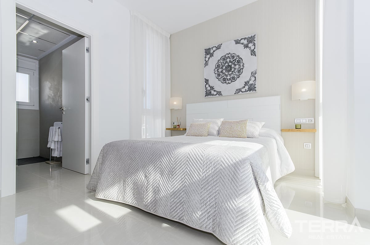 Detached Villas for Sale in Alicante, Ciudad Quesada, Costa Blanca - 122717