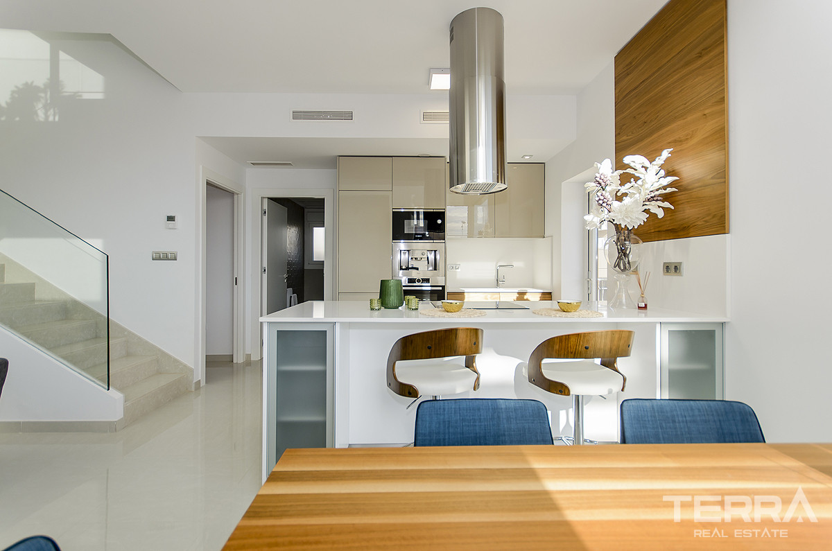 Detached Villas for Sale in Alicante, Ciudad Quesada, Costa Blanca - 122764