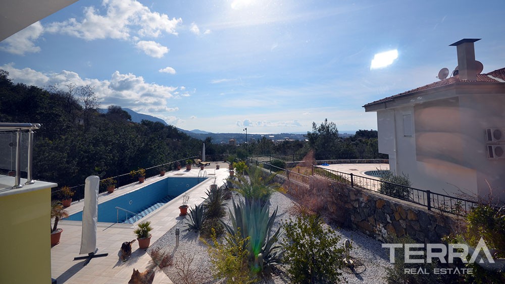 Exclusive Villa , komplett eingerichtet in Oba, Alanya - 7079