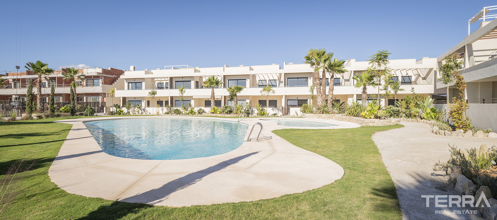 Apartments for Sale in Torrevieja, Costa Blanca, Spain - 122191