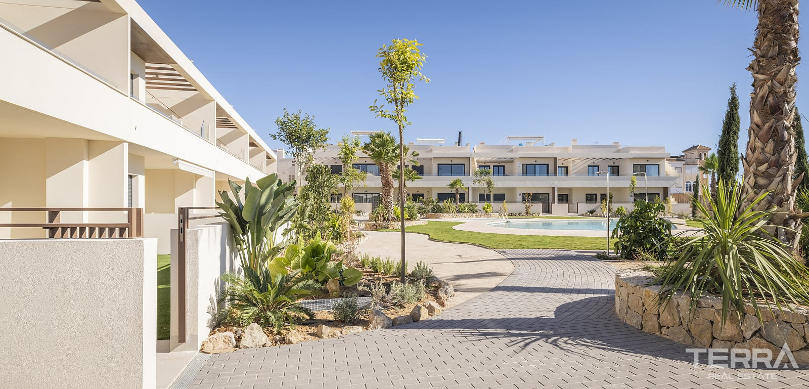 Apartments for Sale in Torrevieja, Costa Blanca, Spain - 122193
