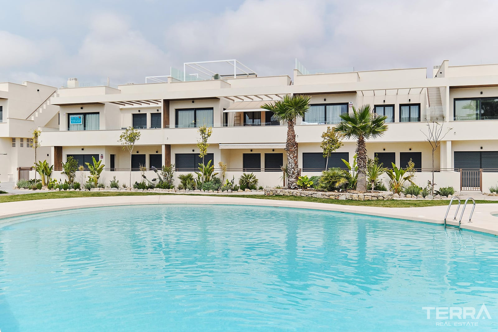 Apartments for Sale in Torrevieja, Costa Blanca, Spain - 122195