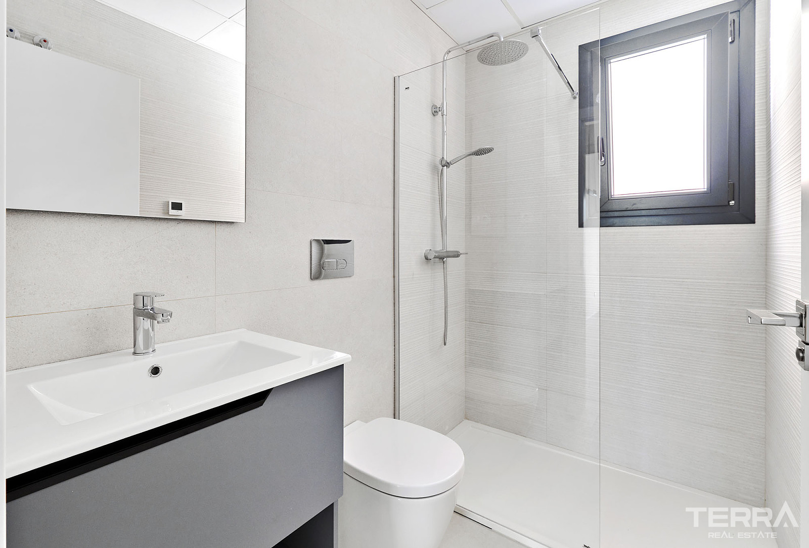Apartments for Sale in Torrevieja, Costa Blanca, Spain - 122224