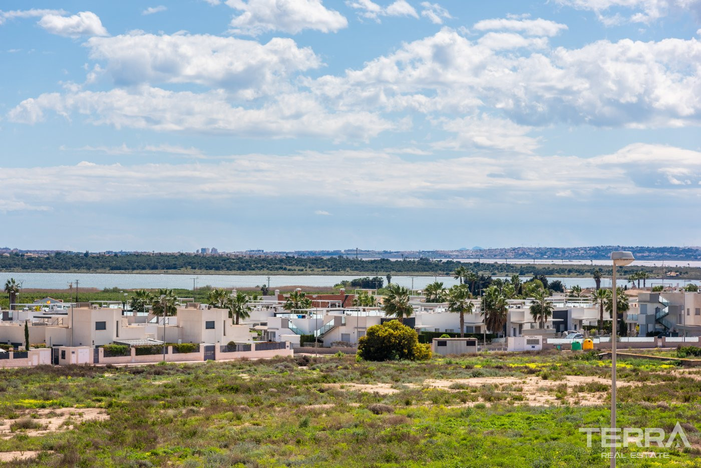 Detached Houses for Sale in Los Montesinos, Costa Blanca, Spain - 122317