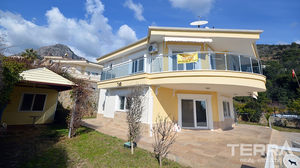 Detached villa for sale in Oba, Alanya - 7087